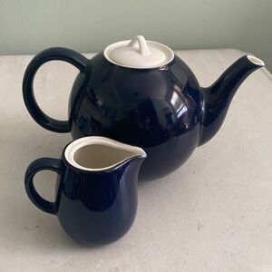 Classic Dark Navy  Teapot and Creamer Set